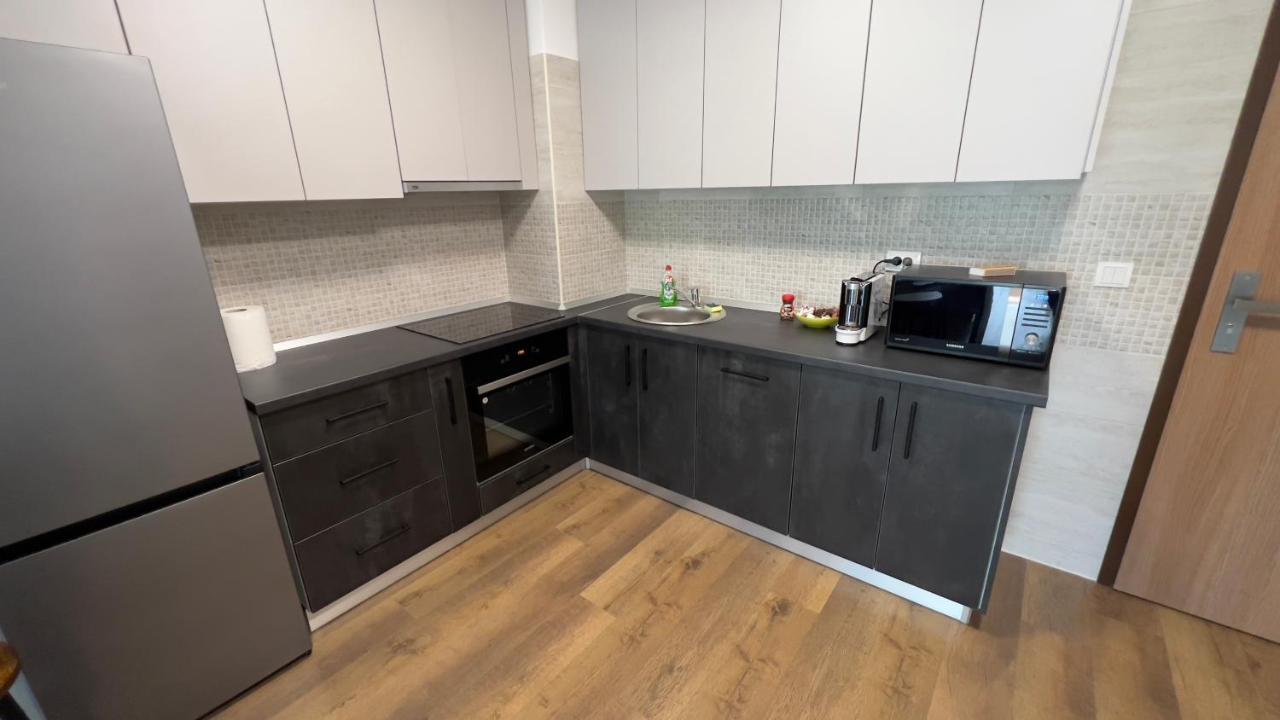 Gavas Apartments Viva City Cluj-Napoca Eksteriør bilde